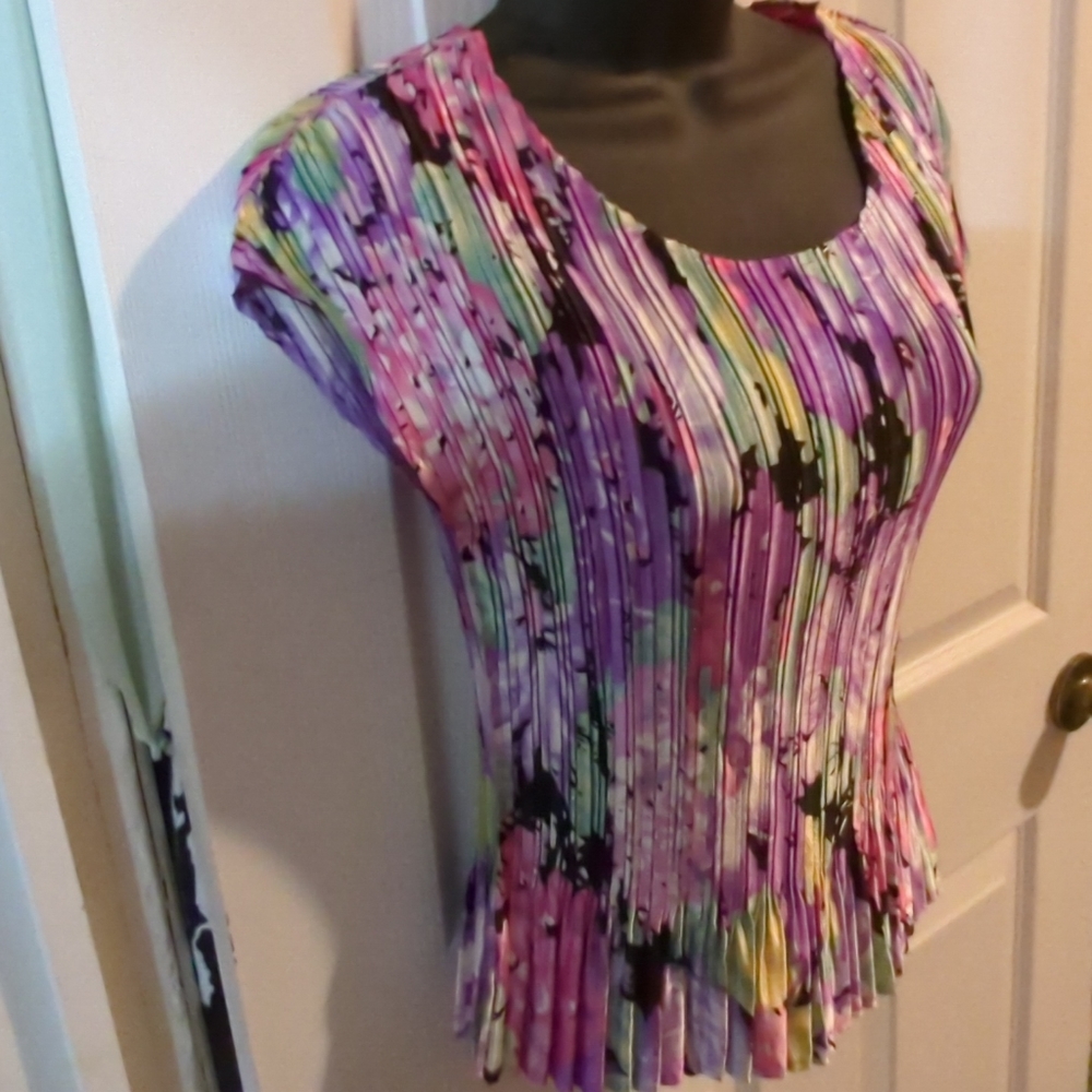 Pleated Floral-Print Cap Sleeve Blouse - Purple Multi